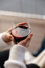 Load image into Gallery viewer, Stemless Wine Glass
